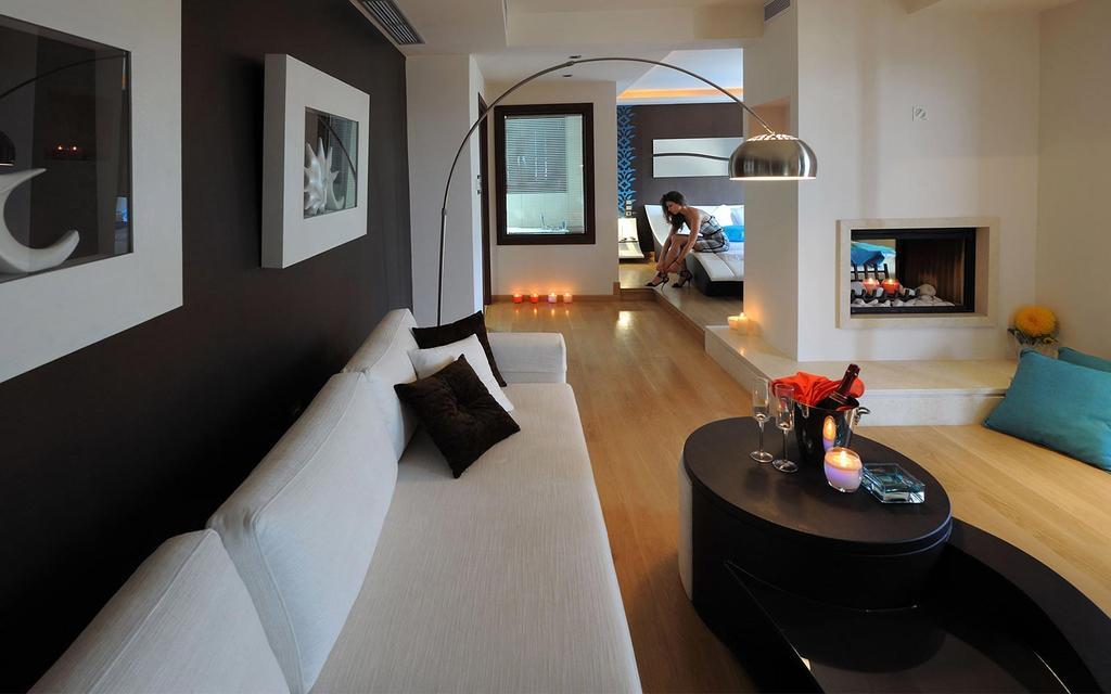Iakovakis Suites & Spa Koropi Exteriör bild